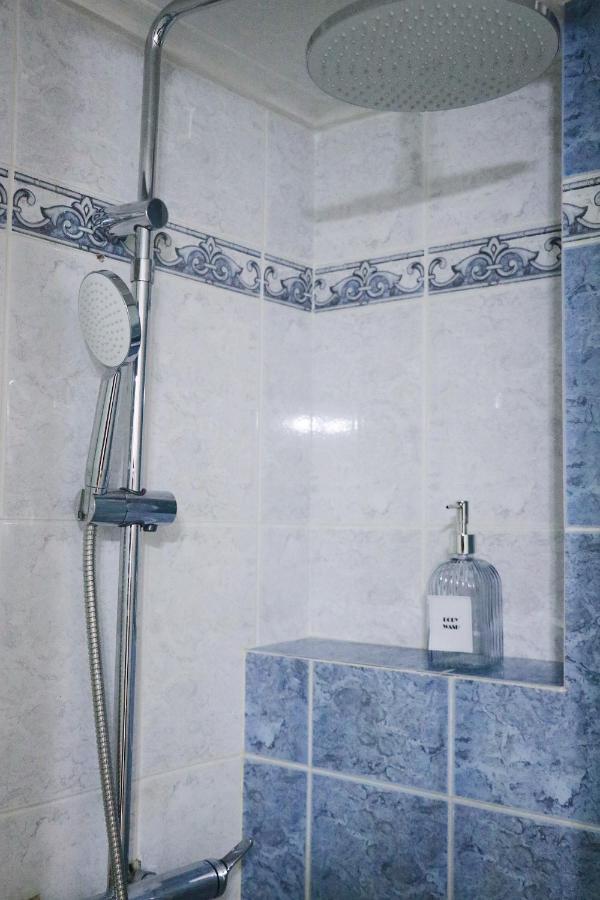 Penthouse With Acropolis View Apartment เอเธนส์ ภายนอก รูปภาพ